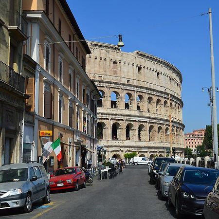 Colosseo 28 로마 외부 사진